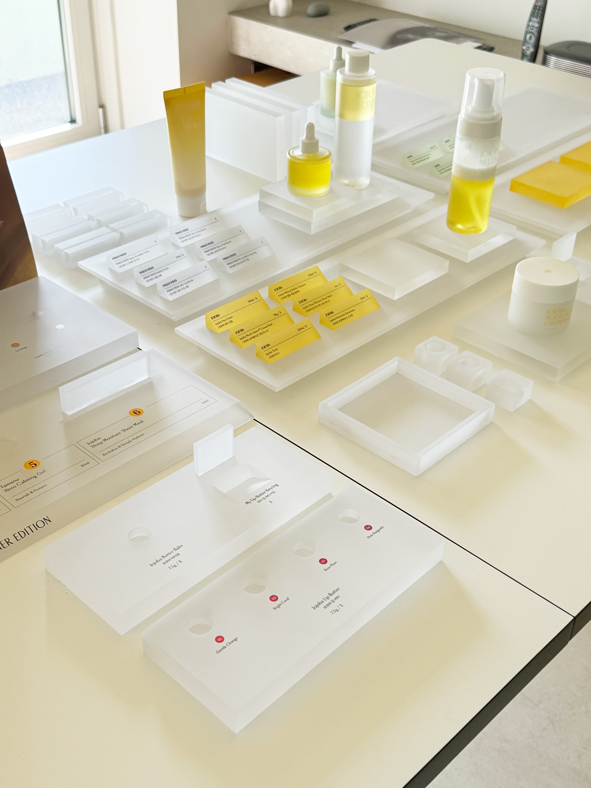 Graphic depicting a mountain peak at sunset cropped in a circle with the words RANGE CRAZY above and below.